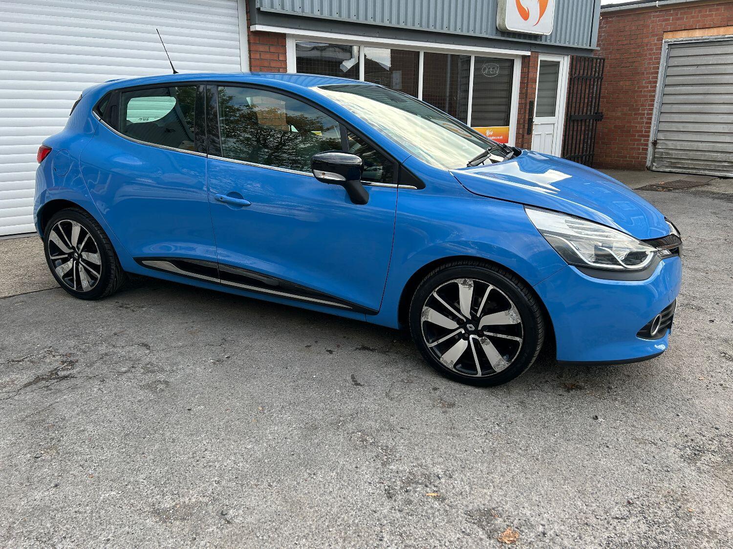 Used Renault Clio 2015 for sale - 76156759: Photo 5