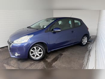 Used Peugeot 208 2013 for sale - 79848445: Photo
