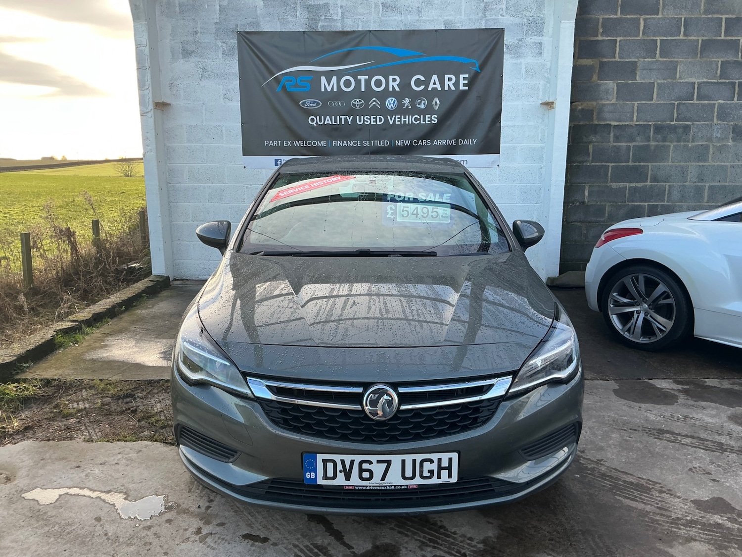 Used Vauxhall Astra 2017 for sale - 77199213: Photo 2