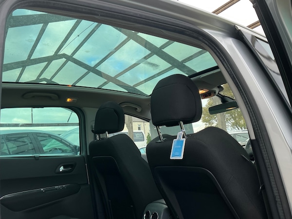 Used Peugeot 3008 2011 for sale - 76281828: Photo 11