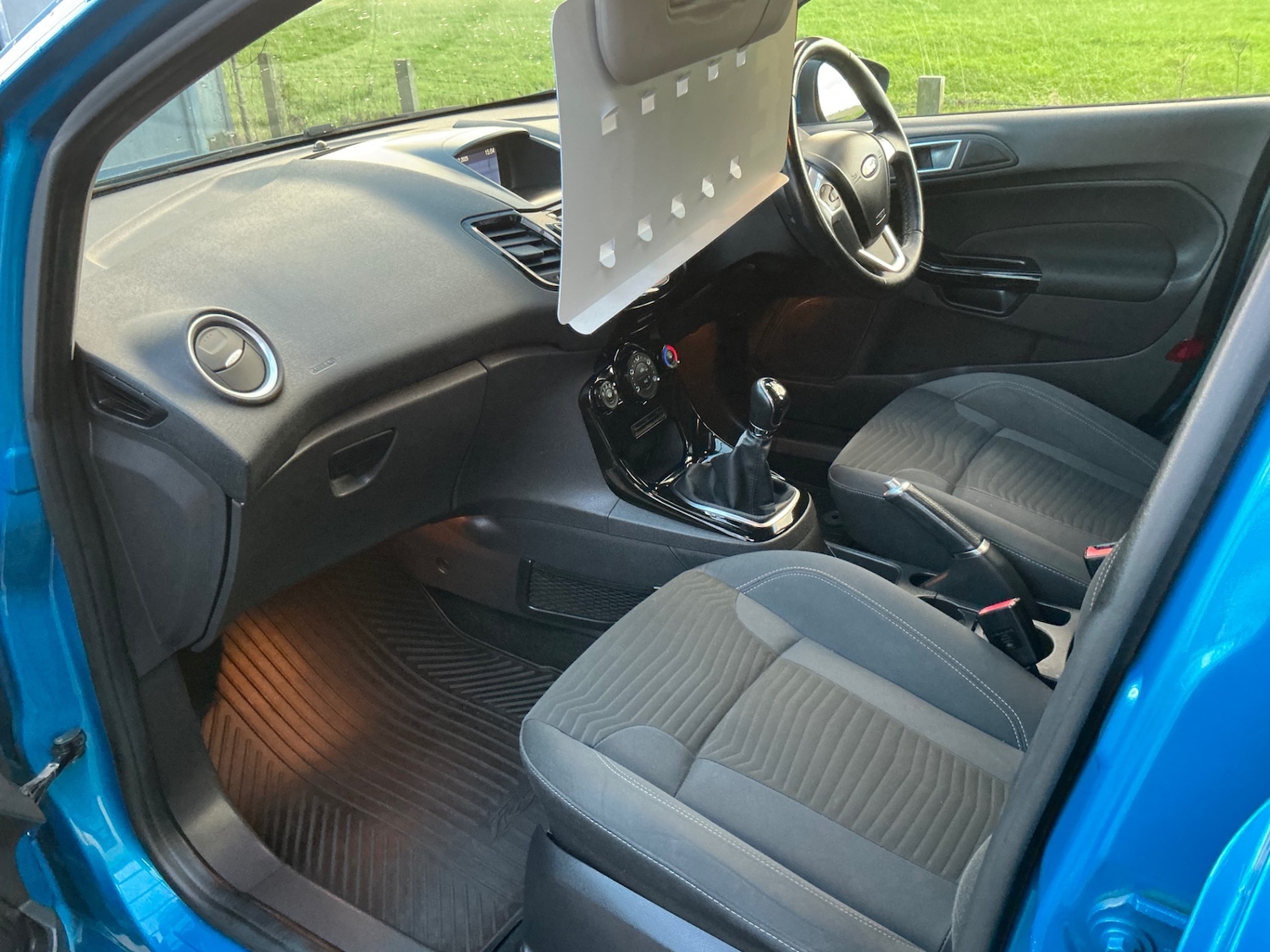 Used Ford Fiesta 2015 for sale - 76971689: Photo 10