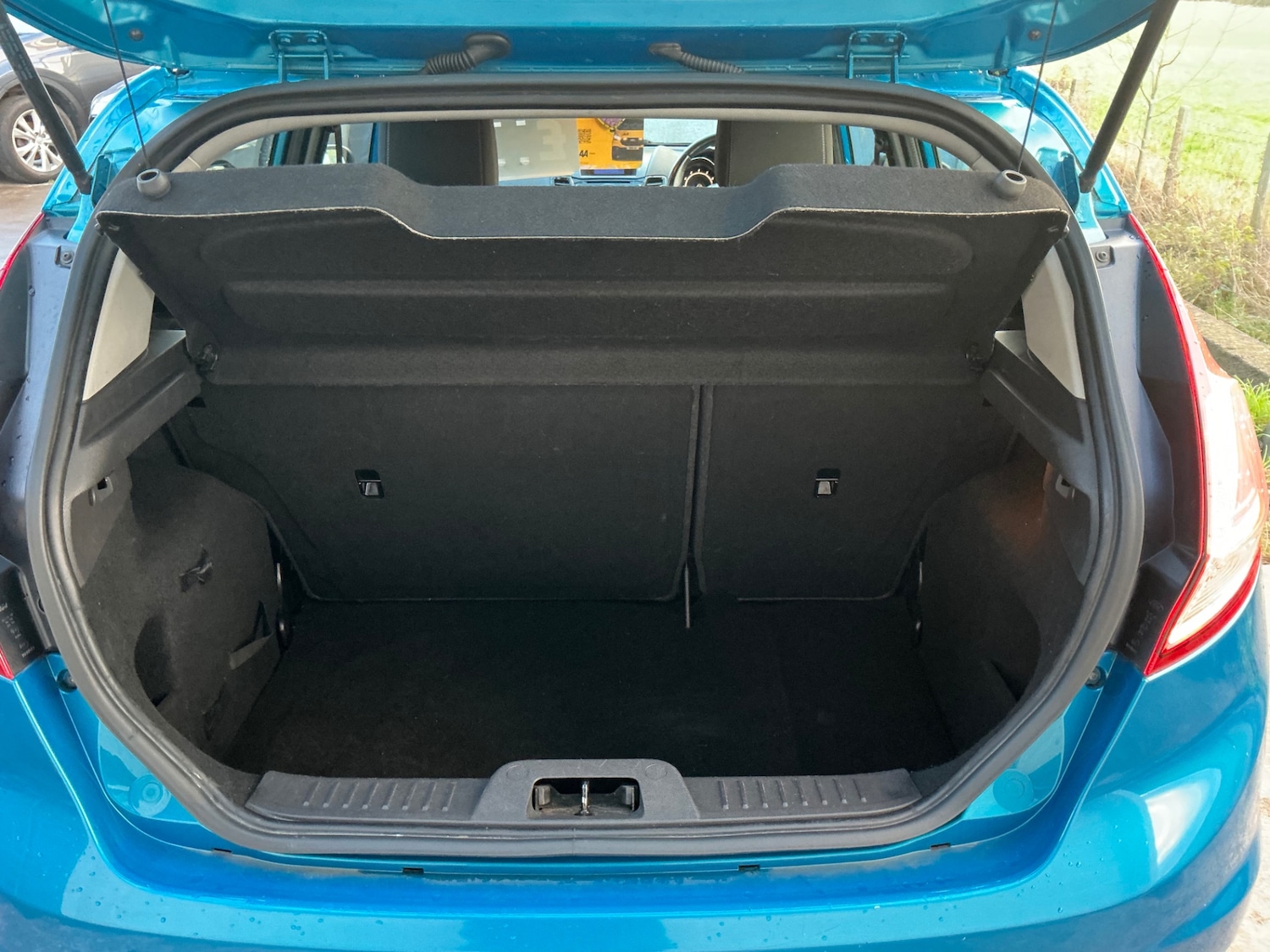 Used Ford Fiesta 2015 for sale - 76971689: Photo 9