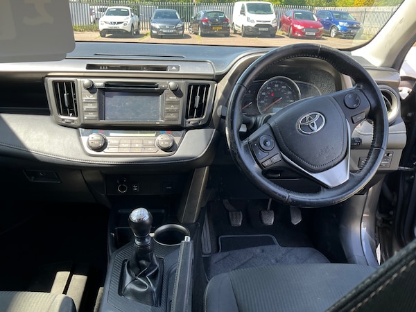 Used Toyota RAV4 2013 for sale - 75250052: Photo 10