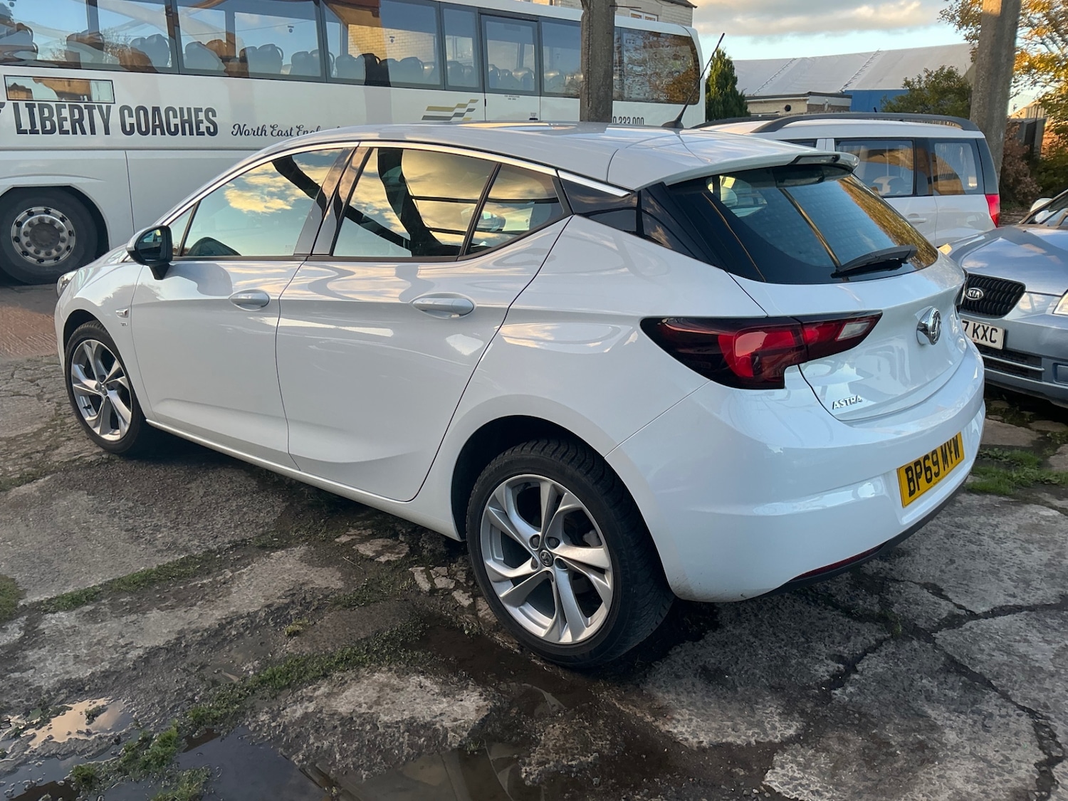 Used Vauxhall Astra 2019 for sale - 76387452: Photo 3