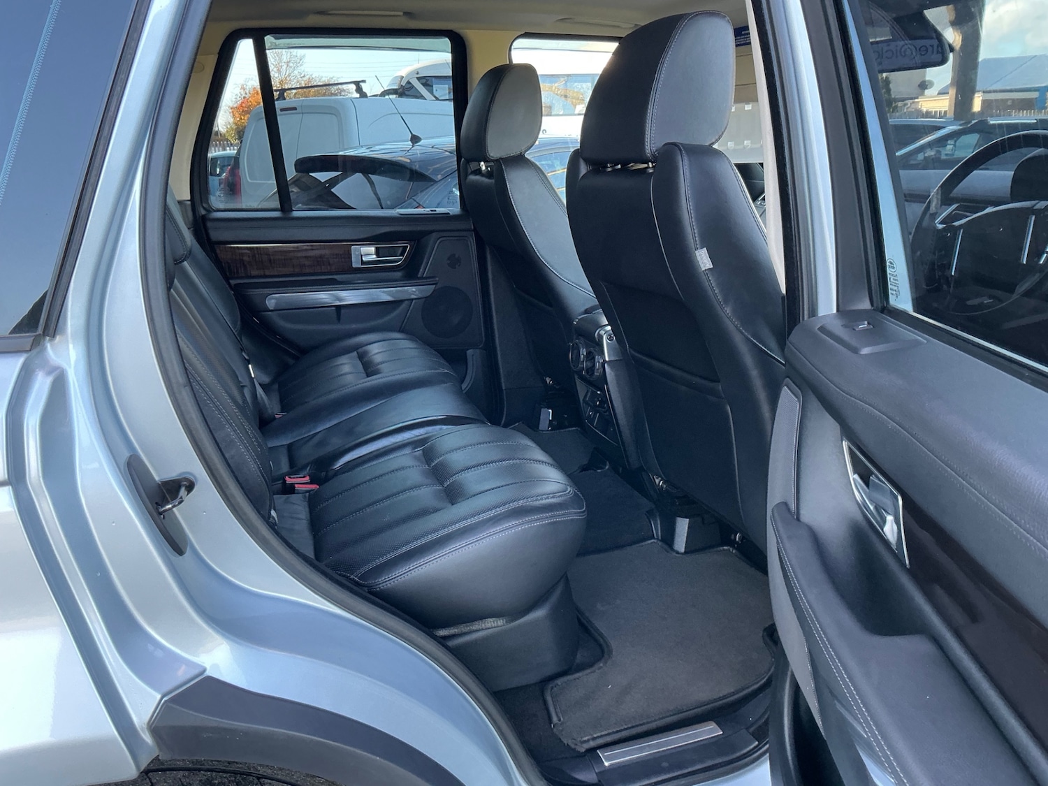 Used Land Rover Range Rover Sport 2010 for sale - 76439996: Photo 10