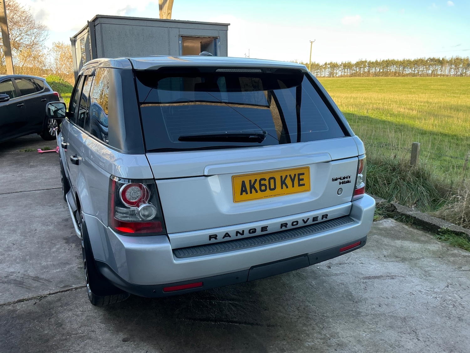 Used Land Rover Range Rover Sport 2010 for sale - 76439996: Photo 6