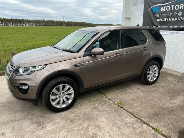 Used Land Rover Discovery Sport 2015 for sale - 76281817: Photo 2
