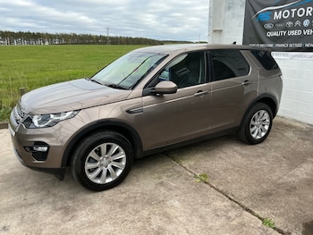 Used Land Rover Discovery Sport 2015 for sale - 76281817: Photo 2
