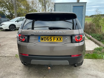 Used Land Rover Discovery Sport 2015 for sale - 76281817: Photo 4