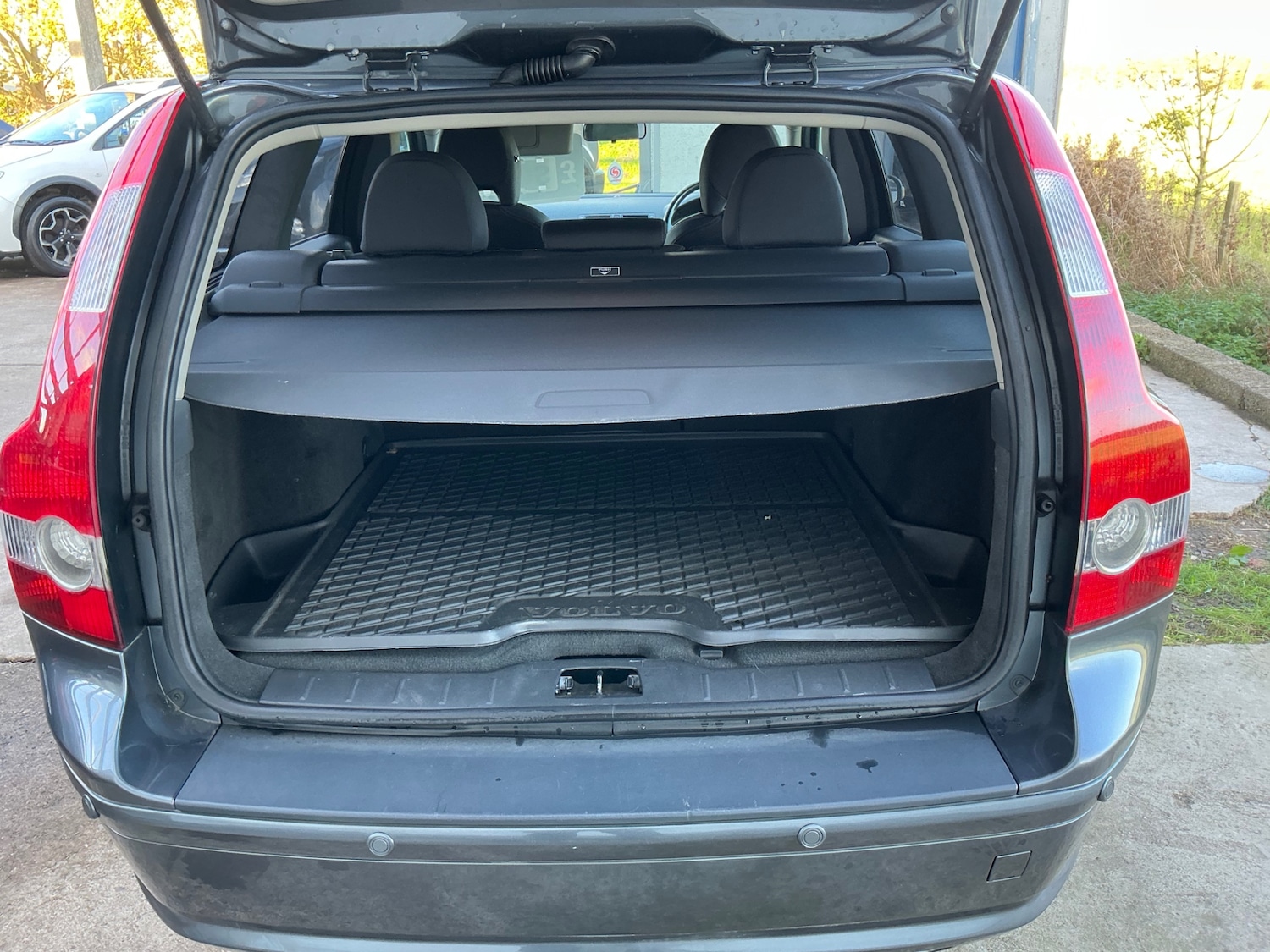 Used Volvo V50 2006 for sale - 76439748: Photo 7