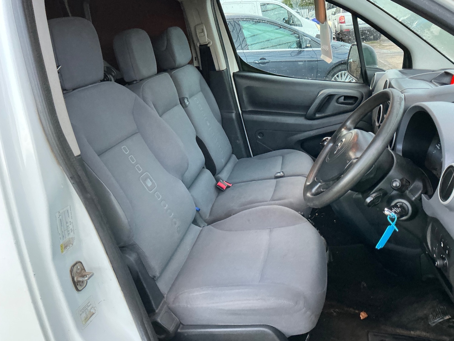 Used Citroen Berlingo 2015 for sale - 76758963: Photo 9