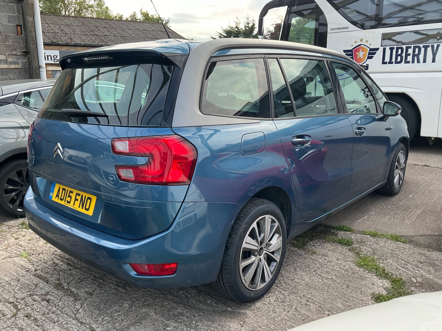 Vehicle 5