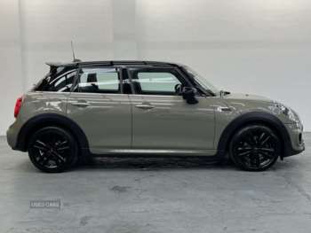 Used MINI Hatch 2020 for sale - 74359242: Photo