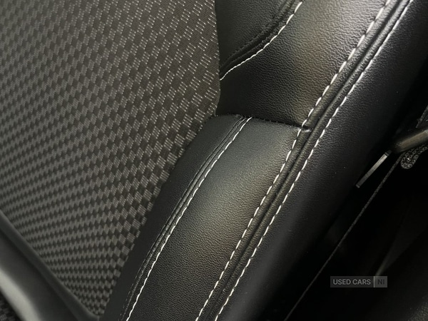 Used Renault Clio 2017 for sale - 76866617: Photo 18