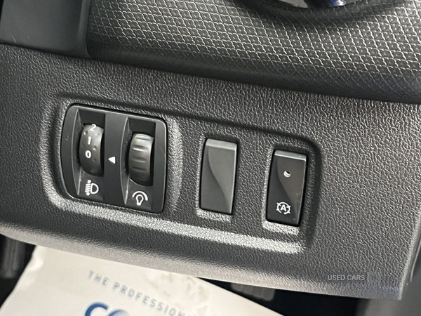 Used Renault Clio 2017 for sale - 76866617: Photo 25