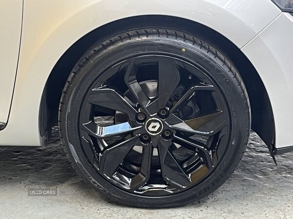 Used Renault Clio 2019 for sale - 76371880: Photo 6