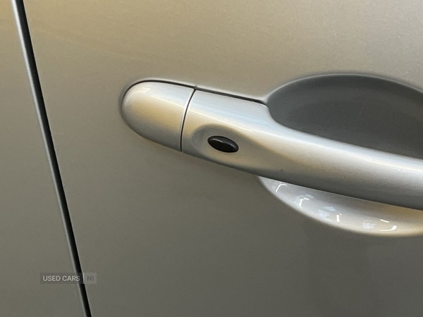 Used Renault Clio 2019 for sale - 76371880: Photo 8