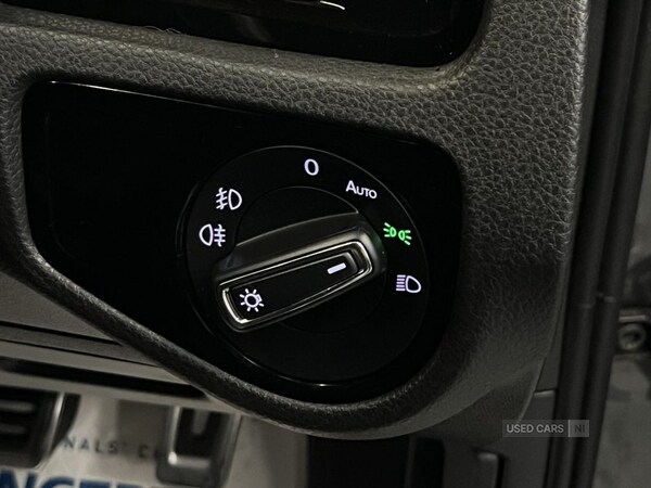 Used Volkswagen Golf 2018 for sale - 75682380: Photo 23