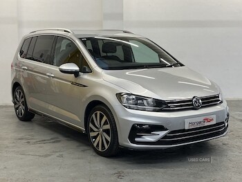 Used Volkswagen Touran 2018 for sale - 76201621: Photo