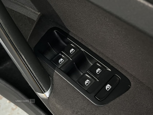 Used Volkswagen Golf 2019 for sale - 77098782: Photo 18