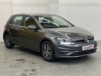 Used Volkswagen Golf 2018 for sale - 77970890: Photo