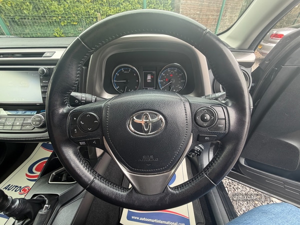 Used Toyota RAV4 2016 for sale - 77994640: Photo 10