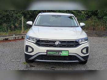 Used Volkswagen T-Roc 2022 for sale - 75979336: Photo