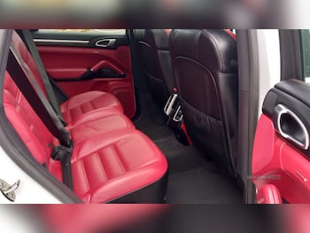 Used Porsche Cayenne 2018 for sale - 75327705: Photo