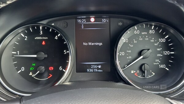 Used Nissan Qashqai 2014 for sale - 76327439: Photo 9