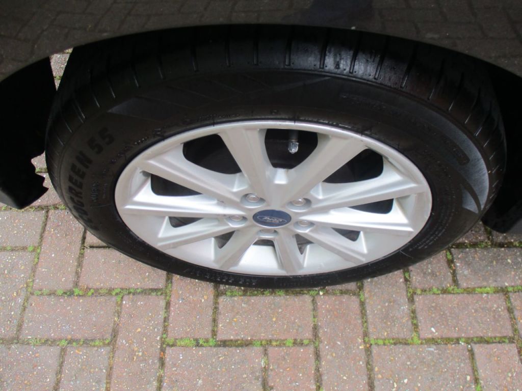 Used Ford Focus 2017 for sale - 78121731: Photo 14