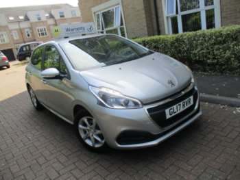 Used Peugeot 208 2017 for sale - 74637777: Photo