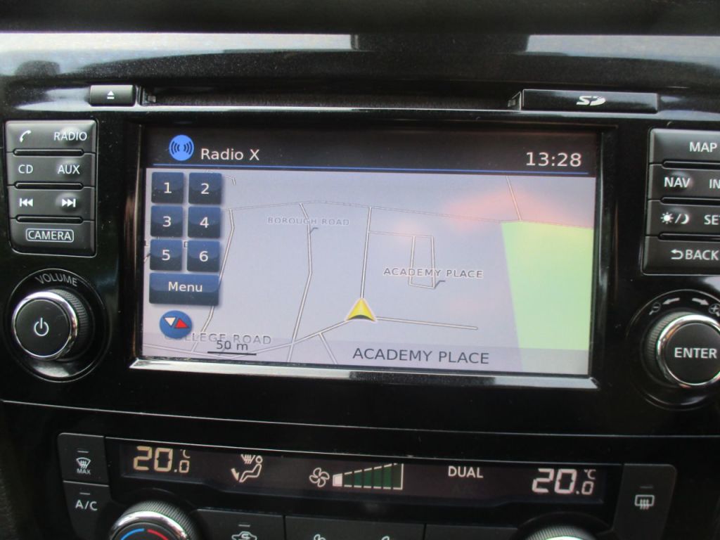 Used Nissan Qashqai 2017 for sale - 77990239: Photo 2