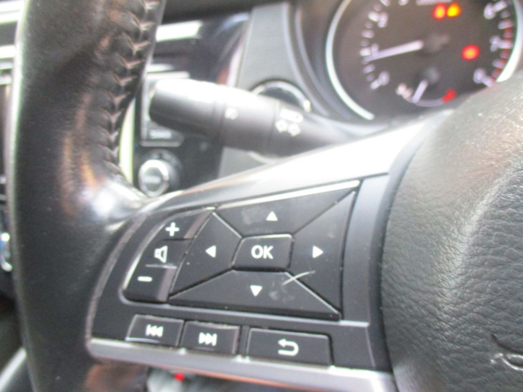 Used Nissan Qashqai 2017 for sale - 77990239: Photo 27