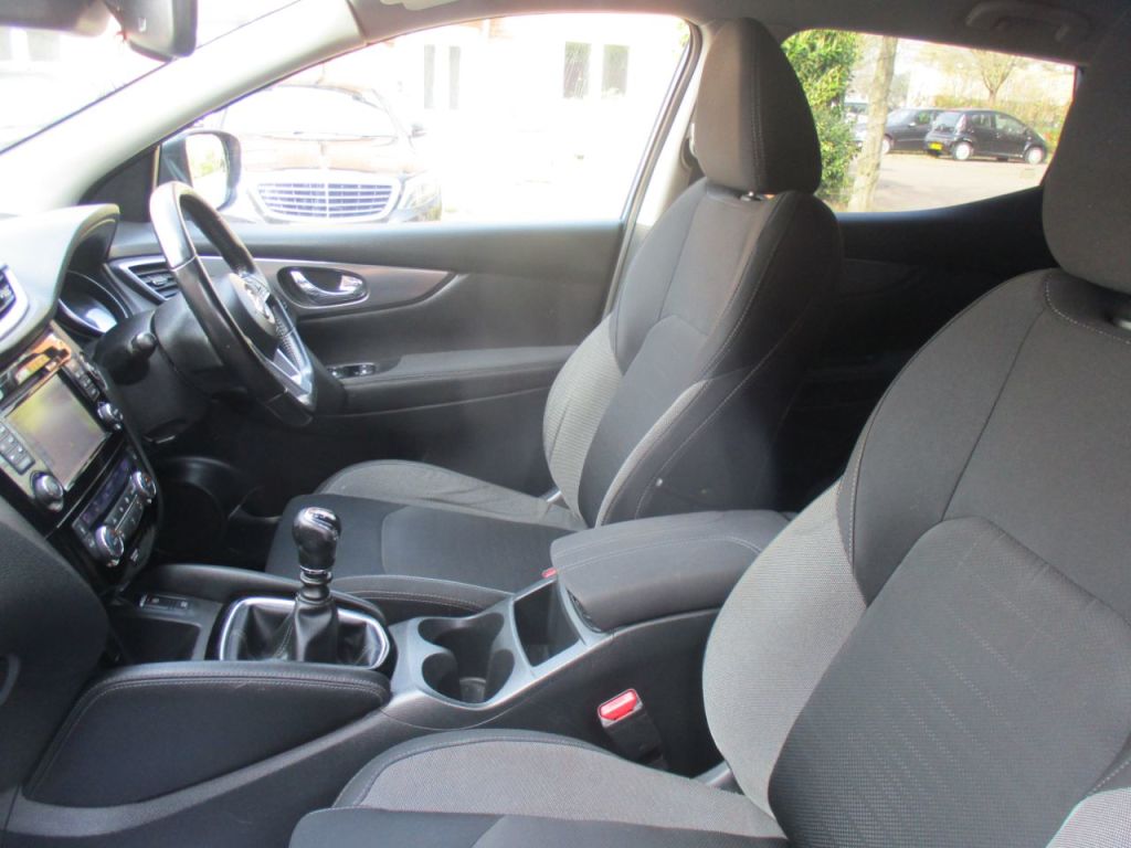 Used Nissan Qashqai 2017 for sale - 77990239: Photo 33