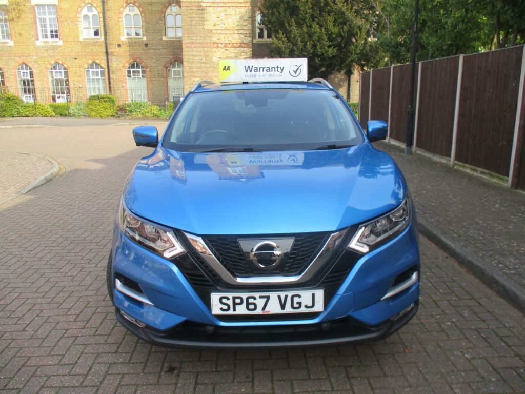 Used Nissan Qashqai 2017 for sale - 77990239: Photo 4