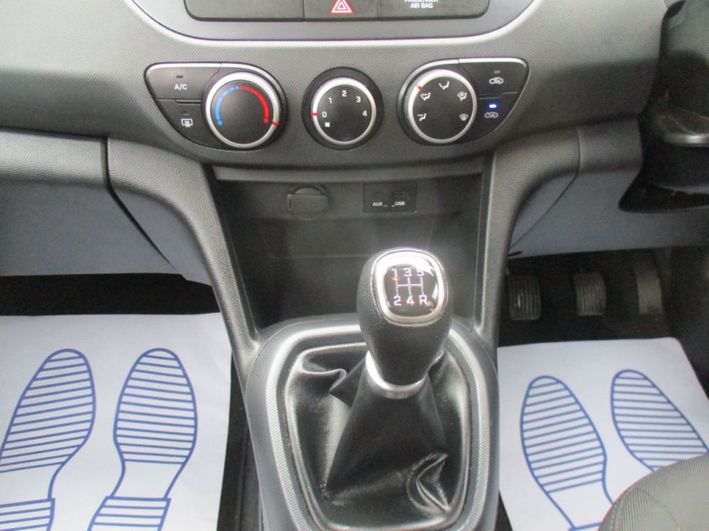 Used Hyundai i10 2017 for sale - 77825905: Photo 26