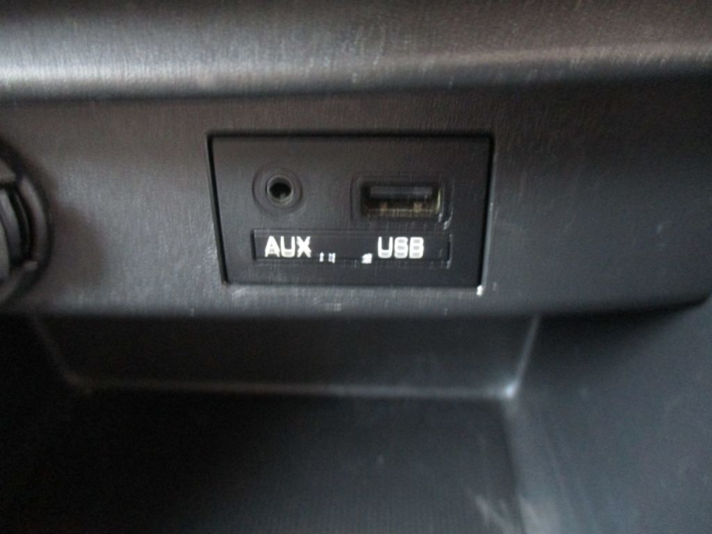 Used Hyundai i10 2017 for sale - 77825905: Photo 37