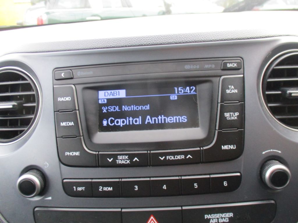 Used Hyundai i10 2017 for sale - 77825905: Photo 39