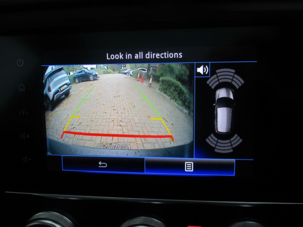 Used Renault Kadjar 2019 for sale - 77825882: Photo 32