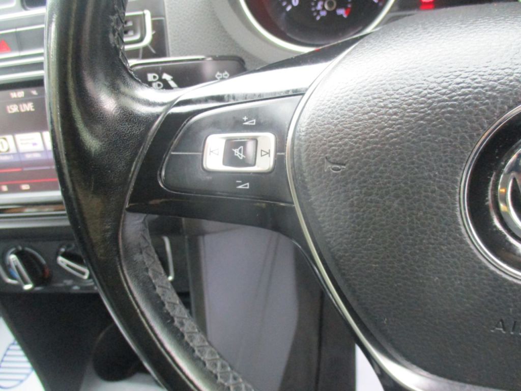 Used Volkswagen Polo 2015 for sale - 78095762: Photo 31