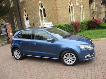 Used Volkswagen Polo 2015 for sale - 78095762: Photo