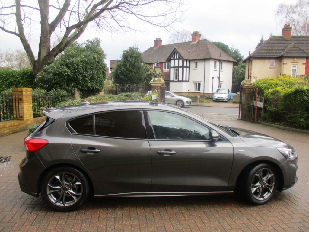 Used Ford Focus 2020 for sale - 77825881: Photo 8