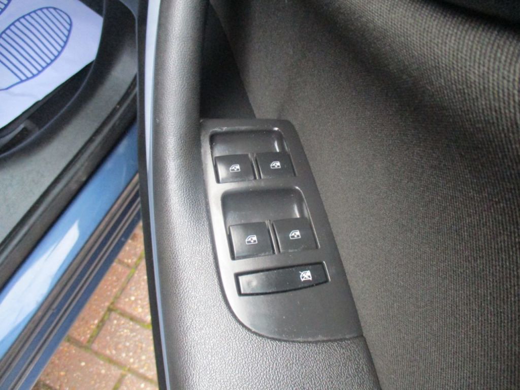 Used Vauxhall Zafira 2017 for sale - 77990254: Photo 17