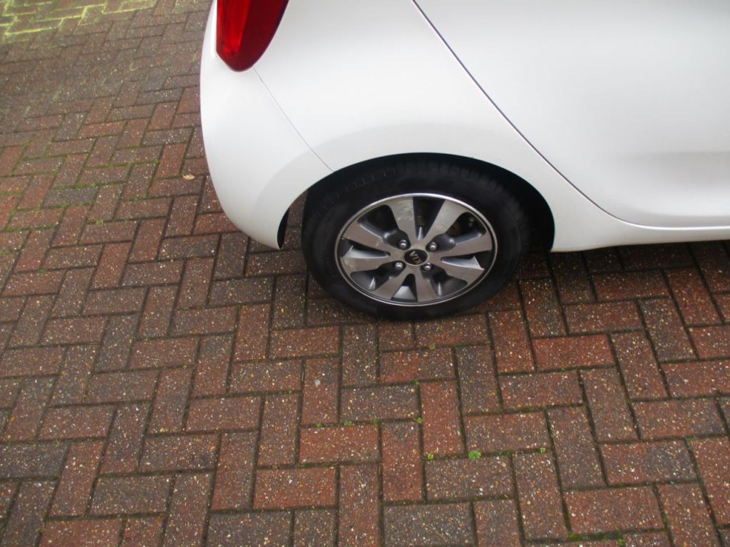 Used Kia Picanto 2016 for sale - 77825890: Photo 32