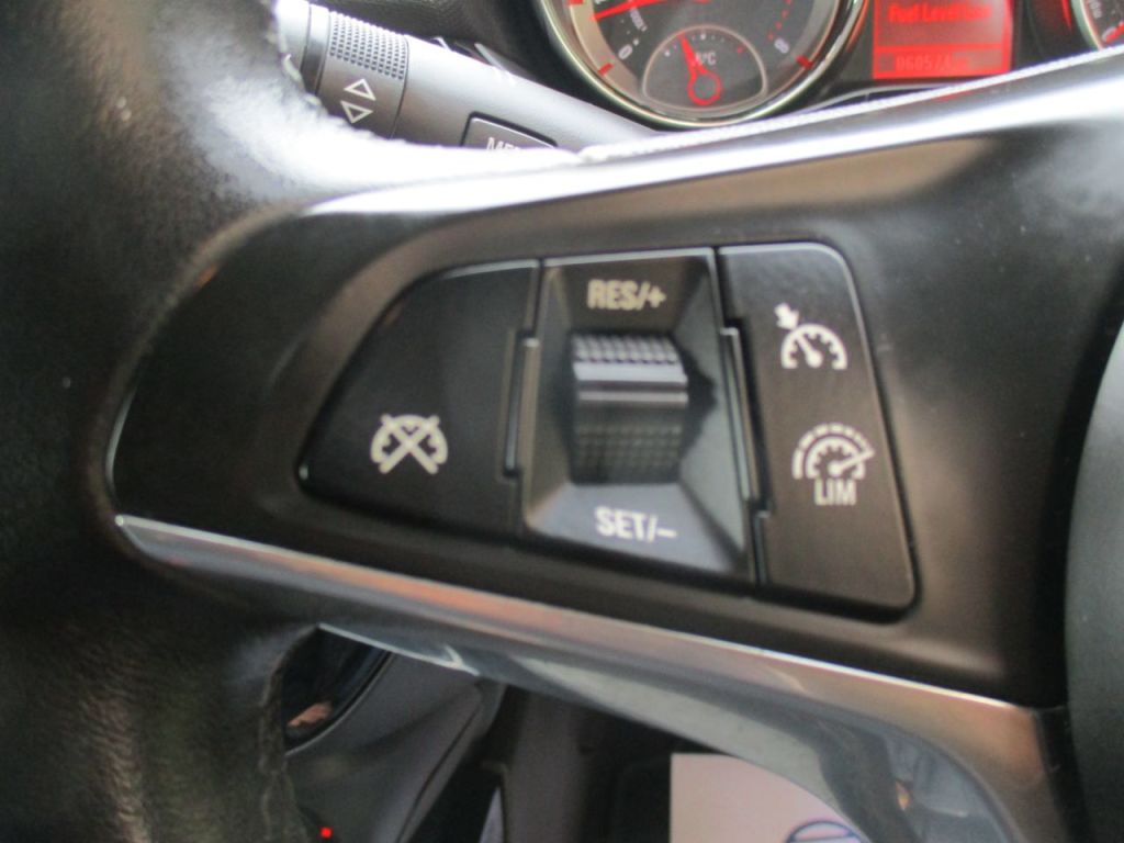 Used Vauxhall ADAM 2016 for sale - 77825879: Photo 18