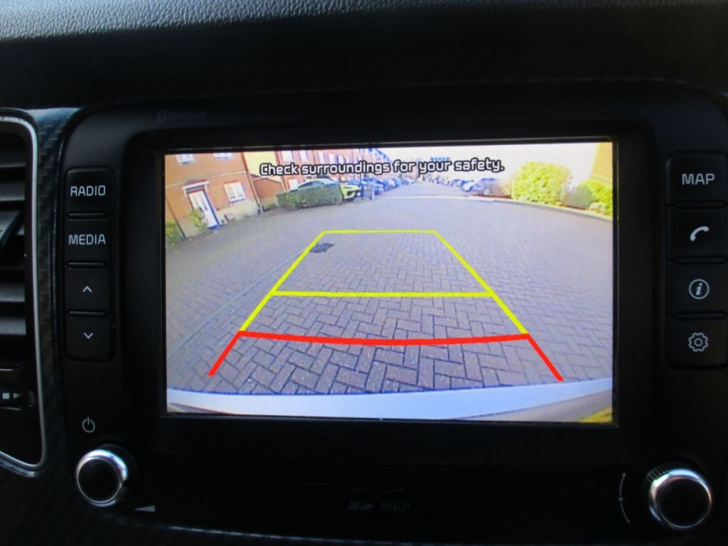 Used Kia Carens 2018 for sale - 77825878: Photo 25