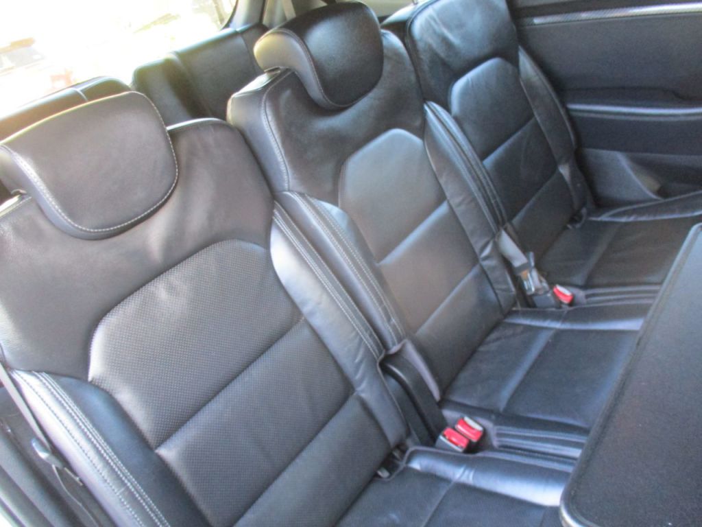 Used Kia Carens 2018 for sale - 77825878: Photo 28