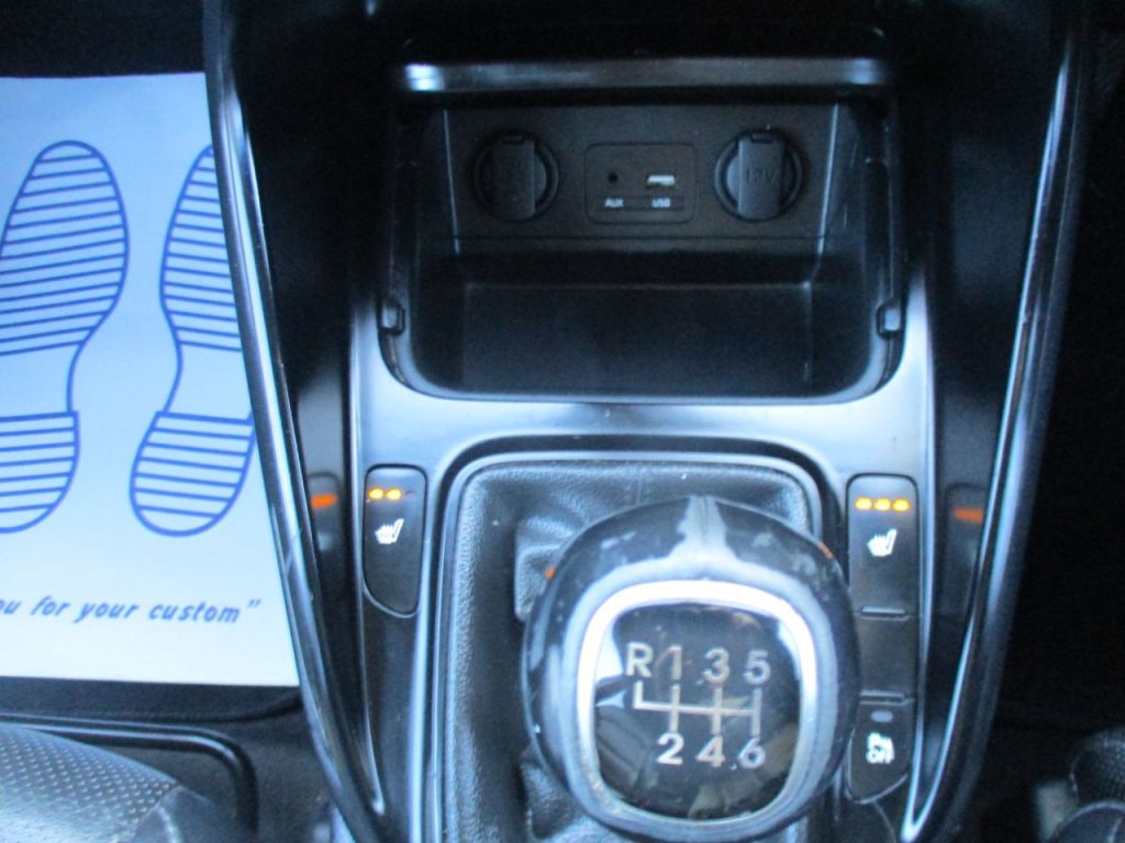 Used Kia Carens 2018 for sale - 77825878: Photo 63