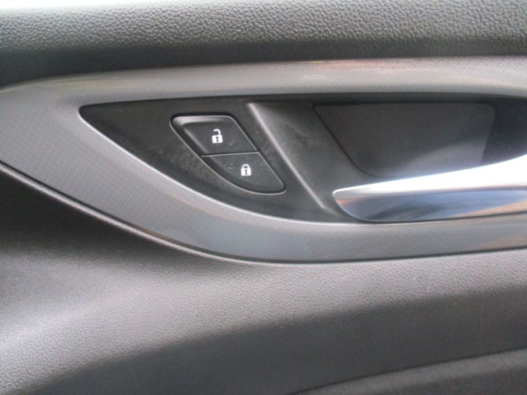 Used Vauxhall Insignia 2019 for sale - 77850510: Photo 31