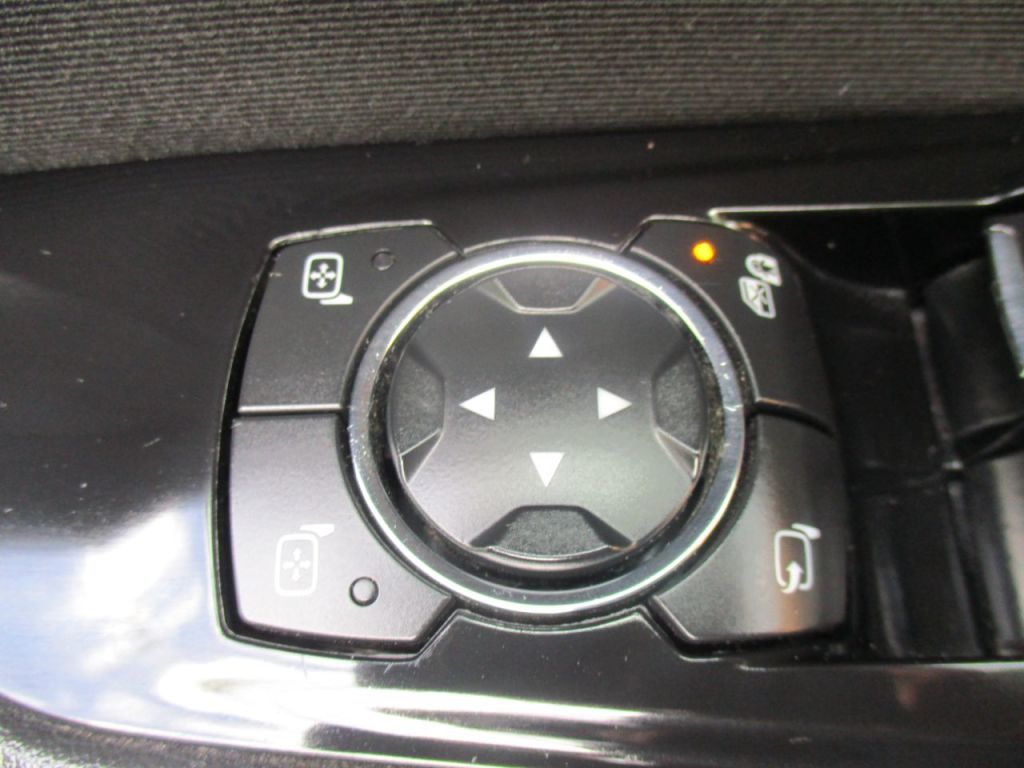 Used Ford S-Max 2017 for sale - 78212346: Photo 37